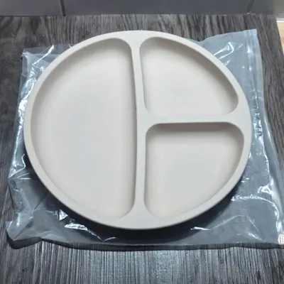 Assiette a ventouse 3 compartiment